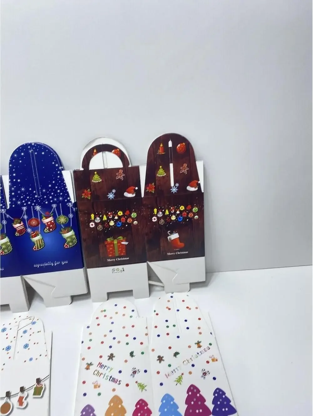 24pc Christmas Treat Boxes Cupcake Holders Foldable Cardboard Cute Holiday Set